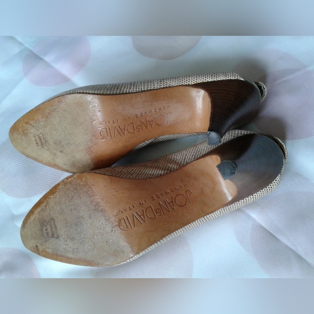 Shoes - Picture 5 of 8